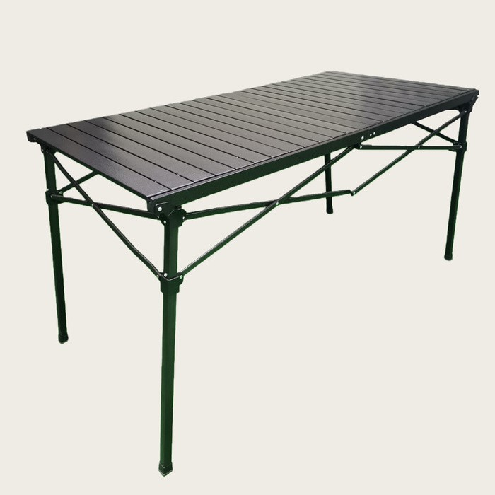 Aluminiyamu okuzinga emmeeza y'okusimba enkambi nga waggulu kuliko slatted .